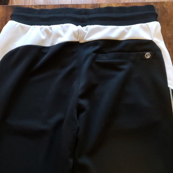 Switch Remarkable Joggers - Picture 5 of 6